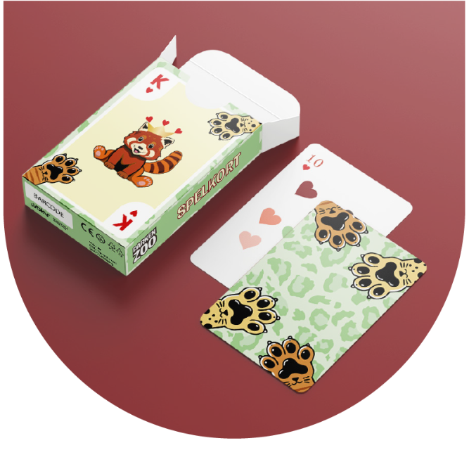 Spelkort med grafik av röd panda och tassavtryck